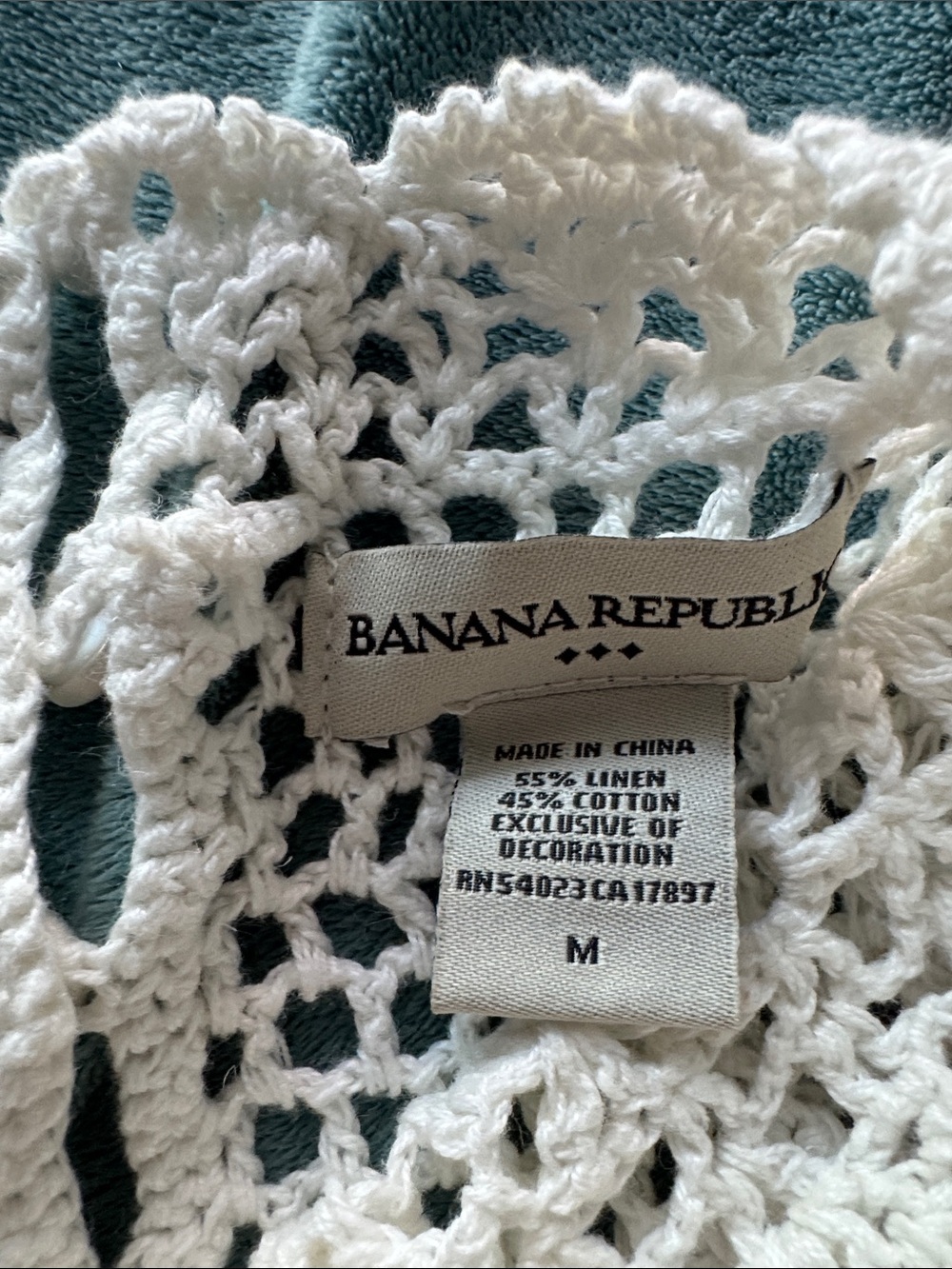 Banana Republic Handmade Off White Crochet Top with Satin Waist Tie - Picture 2 of 4